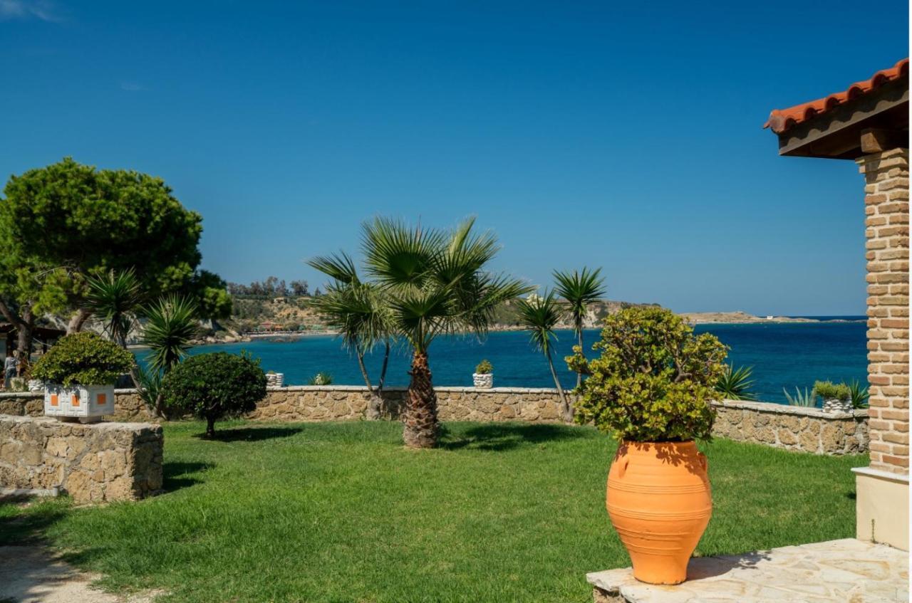 Porto Roma Seaside Vasilikí
